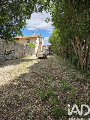 Appartement à Arles (13200)