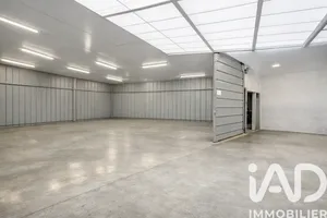 Commercial walls in Bezons (95870)