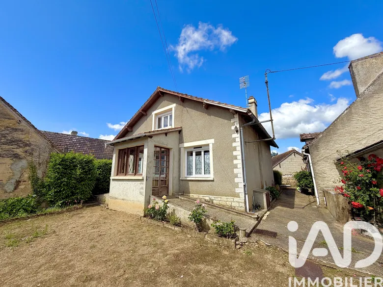 Maison 4 pièces 82 m² · à Douadic · 82 m² · 85 000 €