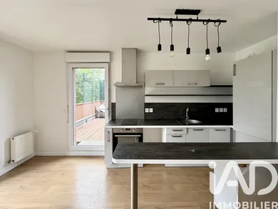 Duplex in Moissy-Cramayel (77550)