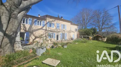 Apartment in Villecroze (83690)
