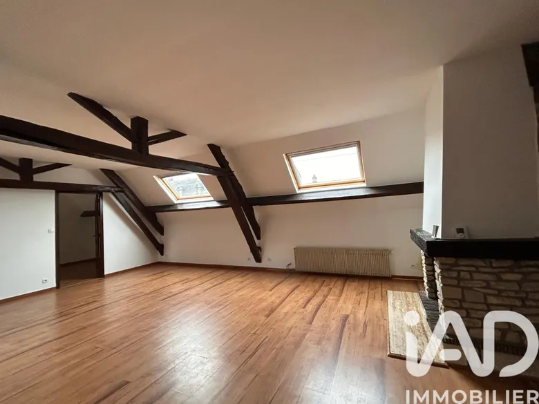 Appartement 5 pièces 121 m² · à Noailles · 121,3 m² · 160 000 €