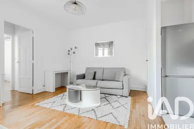 Apartment in Courbevoie (92400)