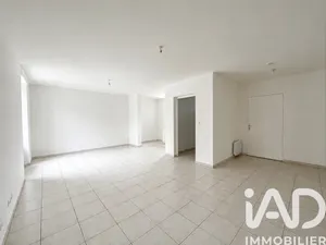 Apartment in La Roche-Jaudy (22450)