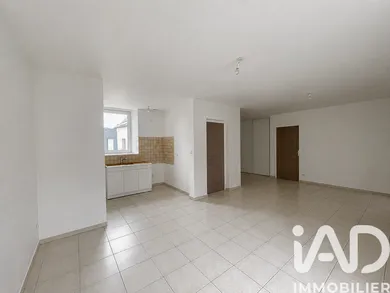 Apartment in La Roche-Jaudy (22450)