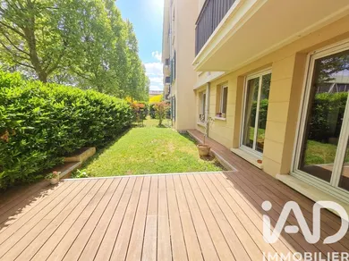 Apartment in Pontoise (95300)