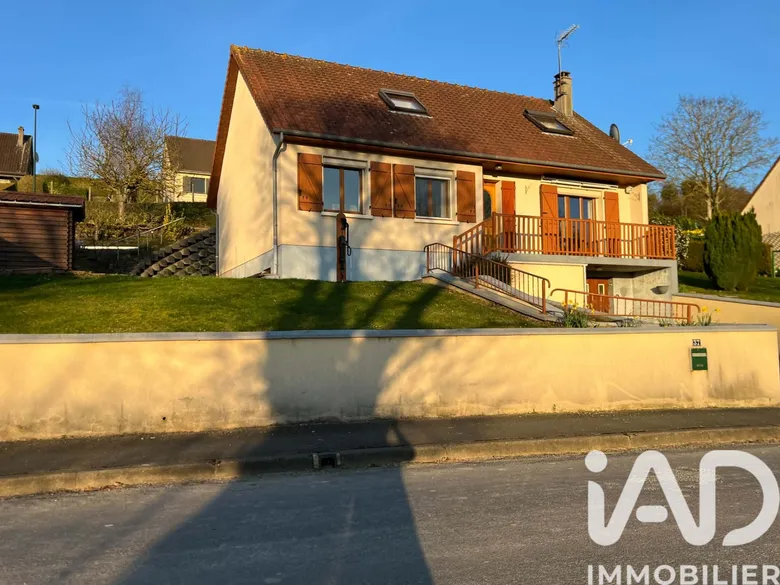 Maison 5 pièces 115 m² · à Foucarmont · 114,5 m² · 171 600 €