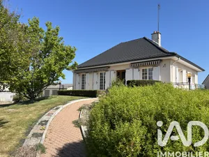 House in Molinet (03510)