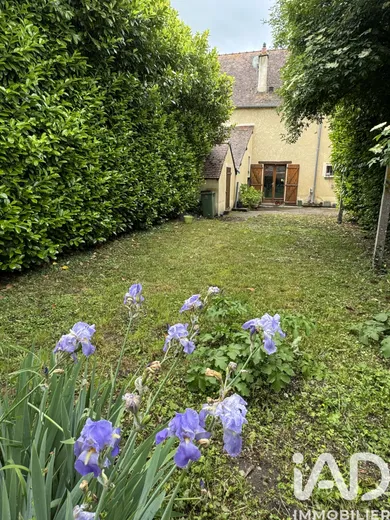Maison à Saint-Pierre-le-Moûtier (58240)