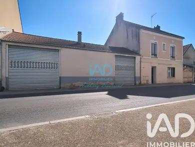 House in Fontenay-Trésigny (77610)