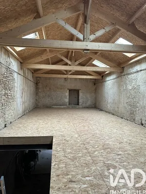 Grange à Baignes-Sainte-Radegonde (16360)