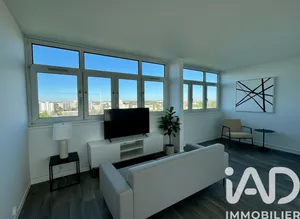 Apartment in Évry (91000)