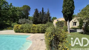 Maison à Aix-en-Provence (13090)