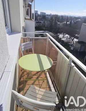 Apartment in Reims (51100)