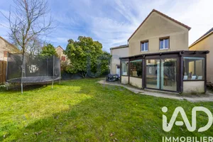 House in Nandy (77176)
