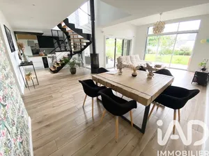 Maison d'architecte à Bédée (35137)