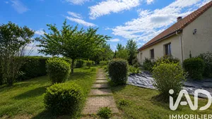 House in Giverville (27560)