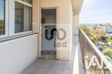 Apartment in Le Pecq (78230)