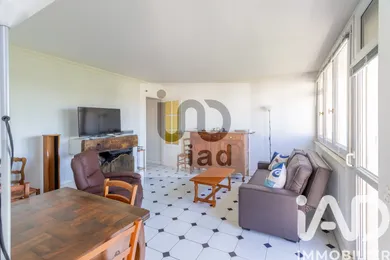 Apartment in Le Pecq (78230)