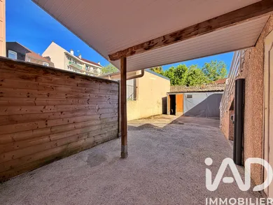 Immeuble à Bizanos (64320)
