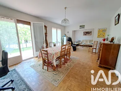 House in Bourbon-l'Archambault (03160)