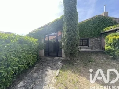 Village house in Limousis (11600)