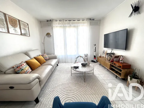 Appartement à Colombes (92700) photo 2