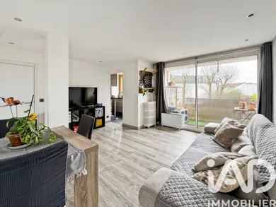 Appartement à Sainte-Geneviève-des-Bois (91700)