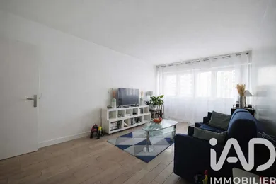 Apartment in Colombes (92700)