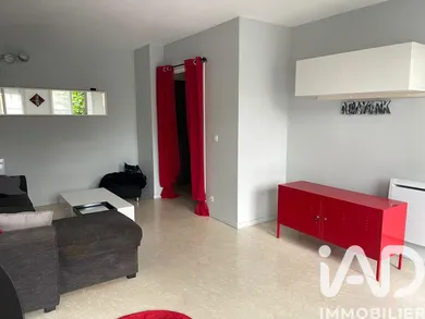 Apartment in Montmagny (95360)