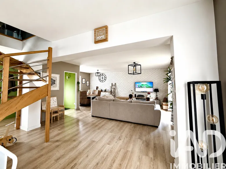 Maison 4 pièces 133 m² · à Hénin-Beaumont · 133 m² · 215 000 €