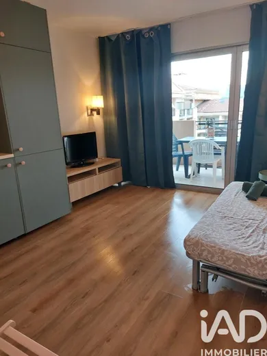 Apartment in Cannes (06150)
