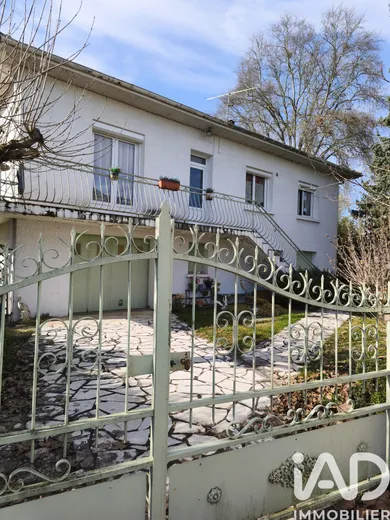 Townhouse in BERGERAC (24100)