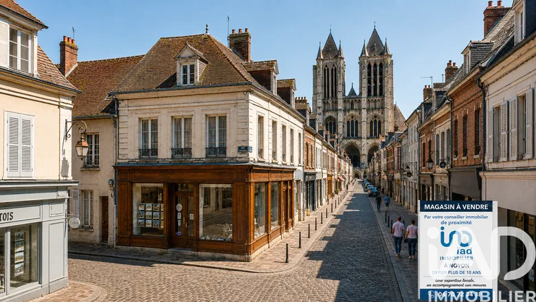 Murs commerciaux à Noyon (60400) · 119 m² · 288 000 €