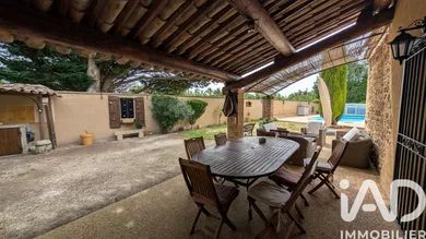 Mas in L'Isle-sur-la-Sorgue (84800)