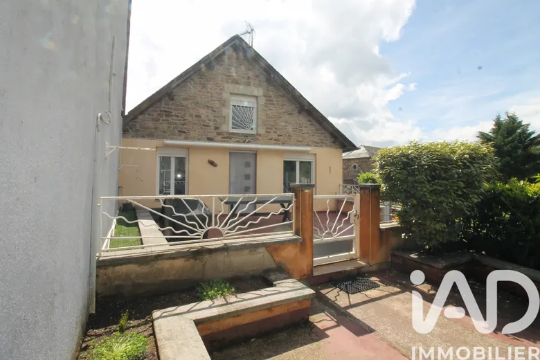 Maison 4 pièces 100 m² · à Villefranche-de-Panat · 100 m² · 175 000 €