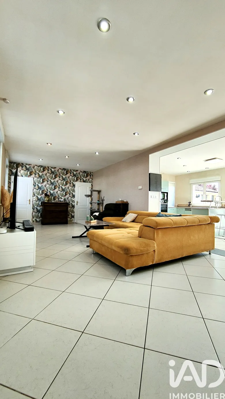 Maison 6 pièces 170 m² · à Arques · 170 m² · 226 000 €