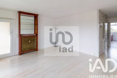 Apartment in Le Pecq (78230)