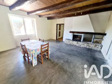 Maison de campagne à Fontrieu (81260)