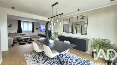 Apartment in Palaiseau (91120)