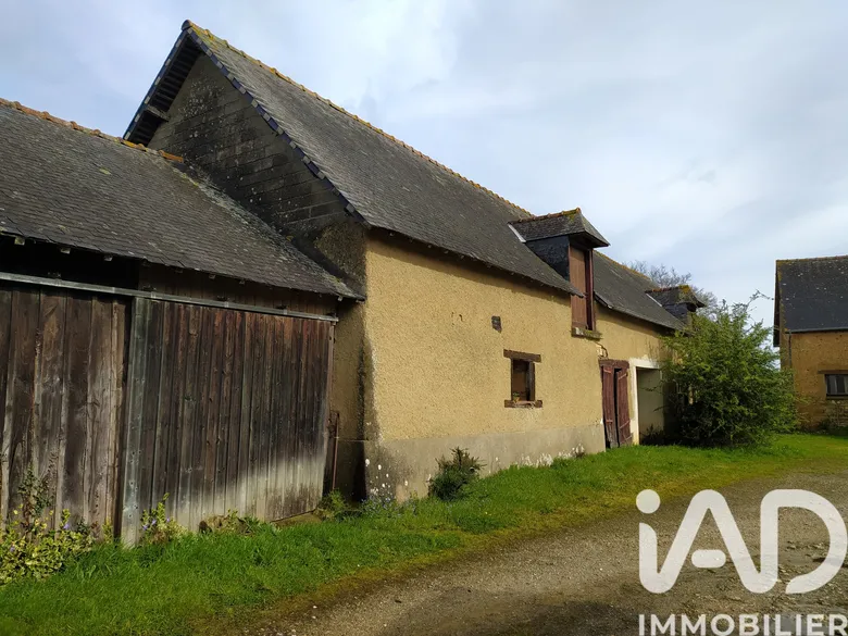 Maison 5 pièces 303 m² · à Acigné · 303 m² · 208 000 €