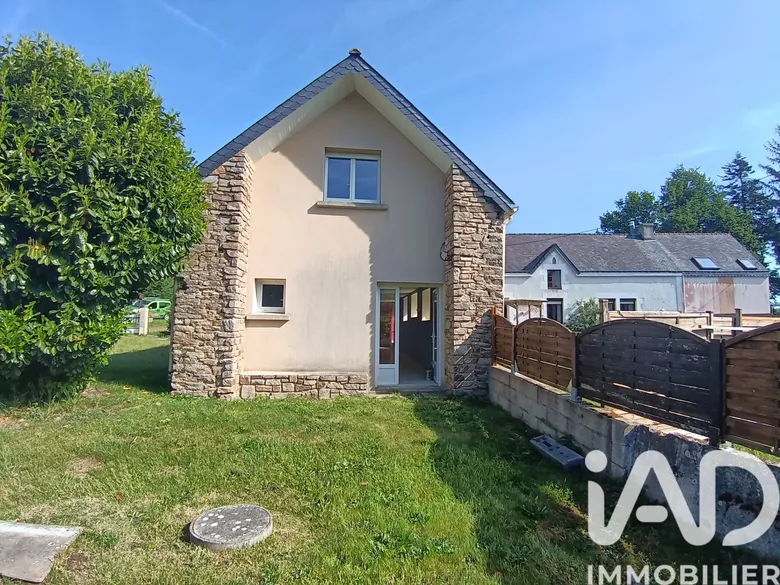 Immeuble 304 m² · à Calan · 304 m² · 380 000 €