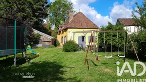 Village house in Dracy (89130)