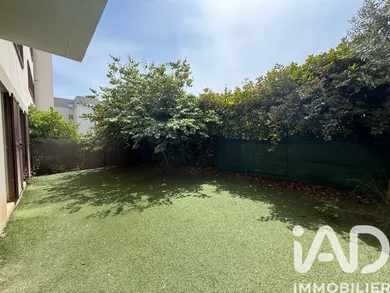 Apartment in Hyères (83400)