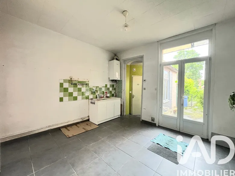 Vente maison à Valenciennes (59300) : maison de ville 5 pièces 75 m² - 2026095 — 4