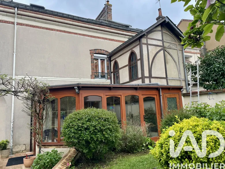 Maison 7 pièces 178 m² · à Chartres · 177,5 m² · 696 000 €
