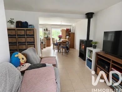 Maison de campagne à Gespunsart (08700)
