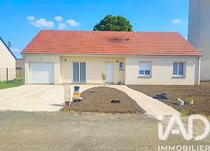 Maison à Auneau-Bleury-Saint-Symphorien (28700)