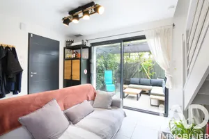 Duplex in Montrabé (31850)