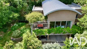 Maison d'architecte à Ucel (07200)